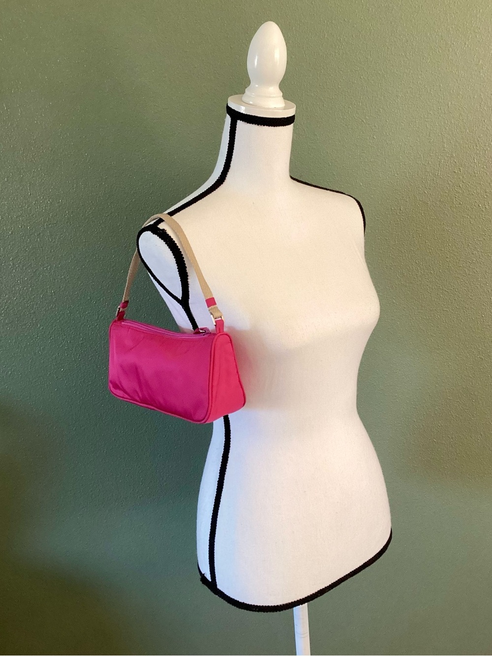 PRADA Tessuto Nylon Sport Pochette - Picture 8 of 10